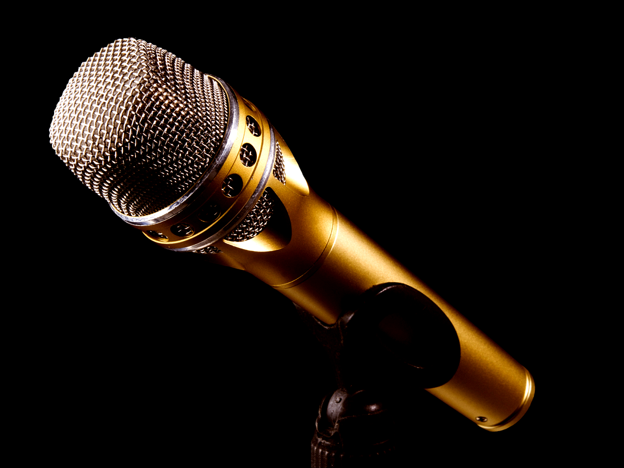 5 Reasons Why Startups Should Use Public Speaking RushPR News